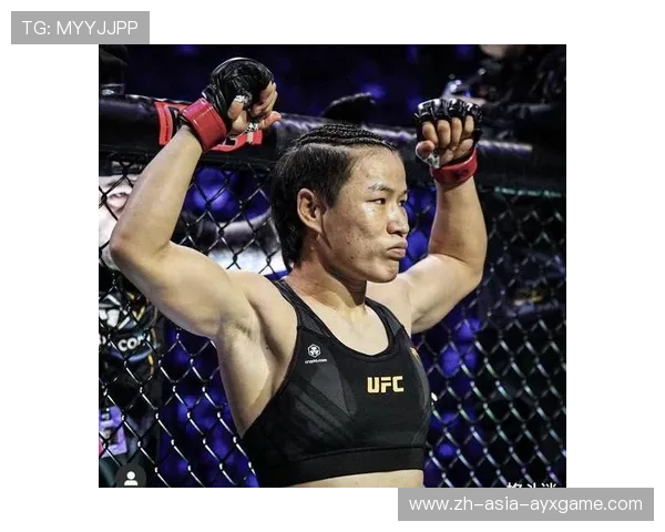 UFC贴身缠斗与重击训练课——突破极限，成就战斗之王